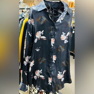 Banana Republic women’s floral blouse, size small